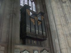 Partie d'un orgue de la cathédrale de Canterbury
