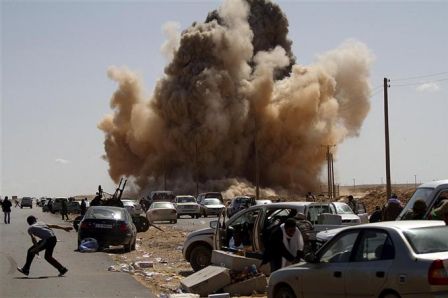 le-regime-libyen-contre-attaque-21-personnes-tuees-a-misrata-afp.jpg